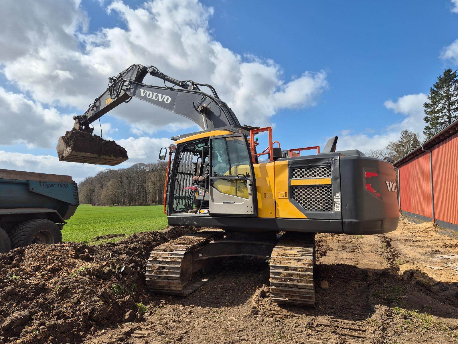 Volvo EC 220 E NL