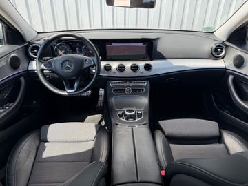 Mercedes E 220 - 9