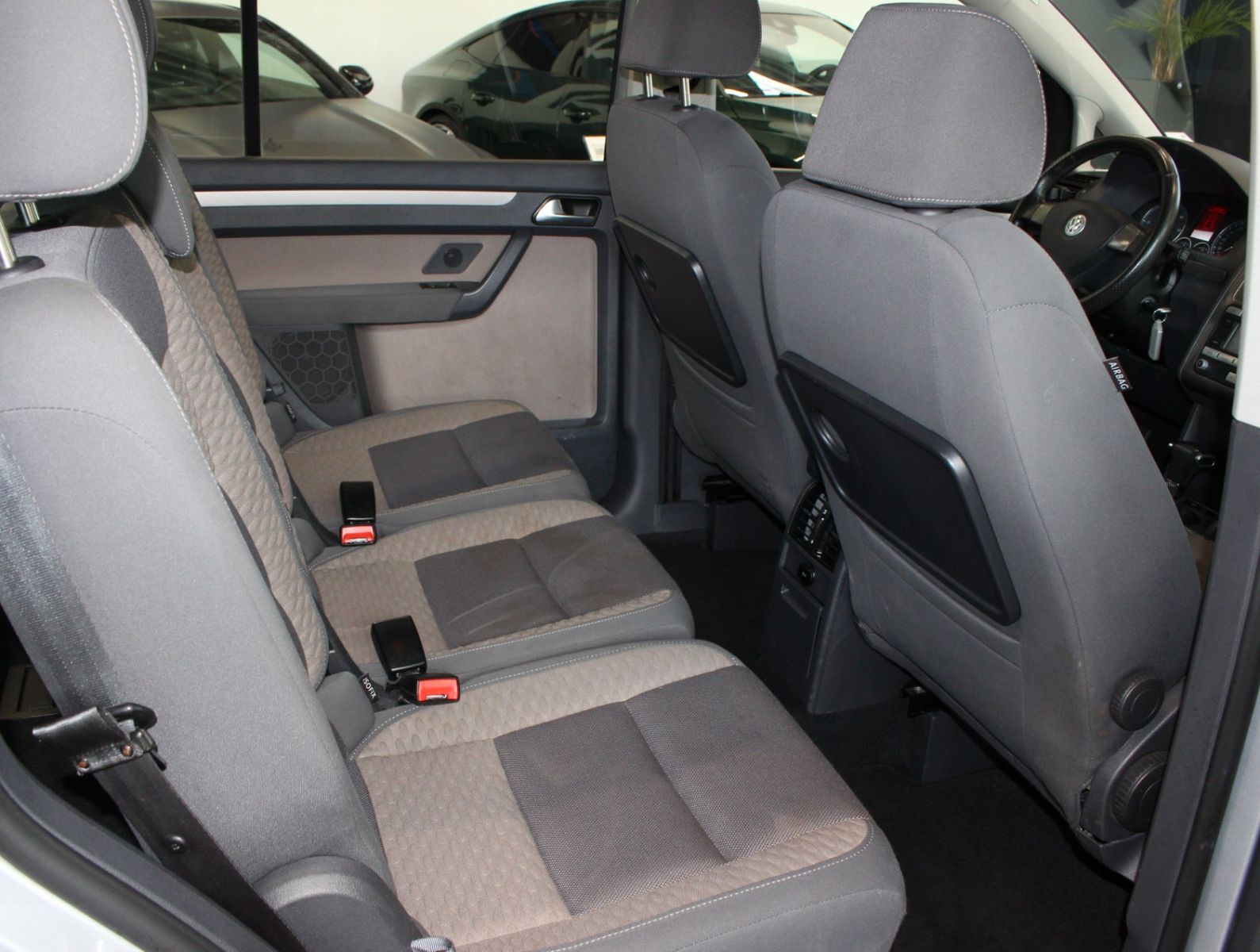 Fahrzeugabbildung Volkswagen Touran 2.0 TDI  Cross *Navi*PDC*AHK