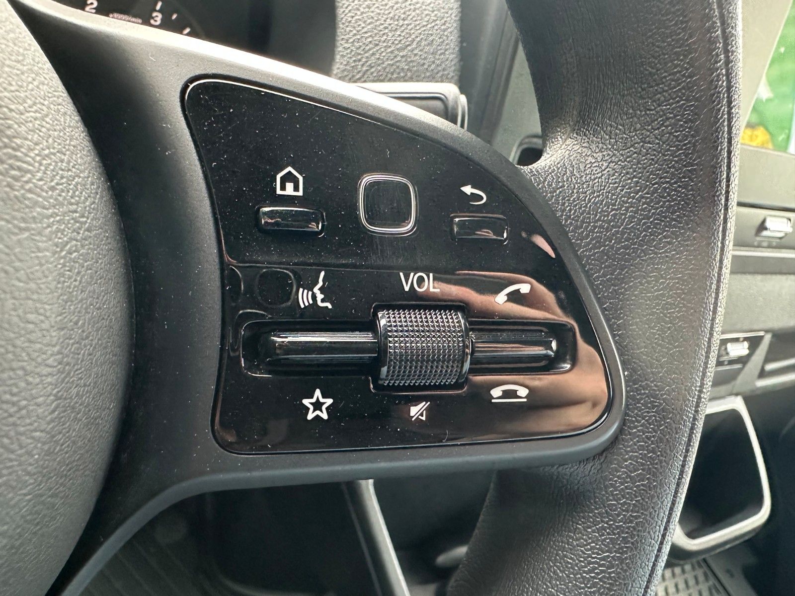 Fahrzeugabbildung Mercedes-Benz Sprinter 317 CDI 3665 9G Klima 360 SHZ Tempomat