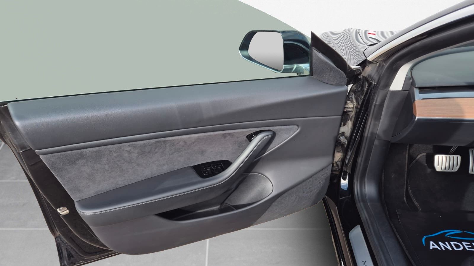 Fahrzeugabbildung Tesla PERFORMANCE DUAL-MOTOR AWD NAVI LED 360° KAM