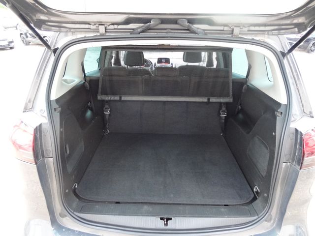 Fahrzeugabbildung Opel Zafira C Tourer Business Innovation/AHK/Klima/