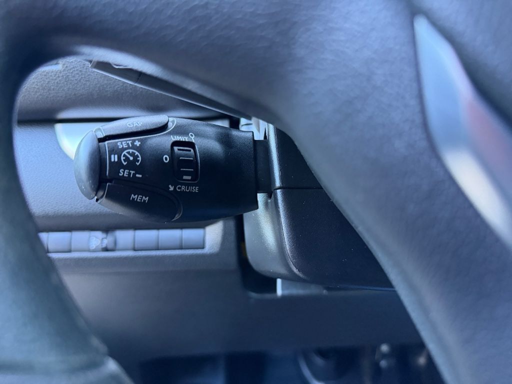 Fahrzeugabbildung Citroën Spacetourer XL 2.0 BlueHDi 180 EAT8 Business