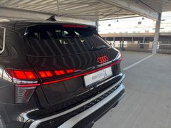 AUDI Q3 TFSI S tronic S line/Neues Modell /SOFORT!!!! AUDI Q3 TFSI S tronic S line/Neues Modell /SOFORT!!!!