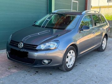 Volkswagen Golf - 1