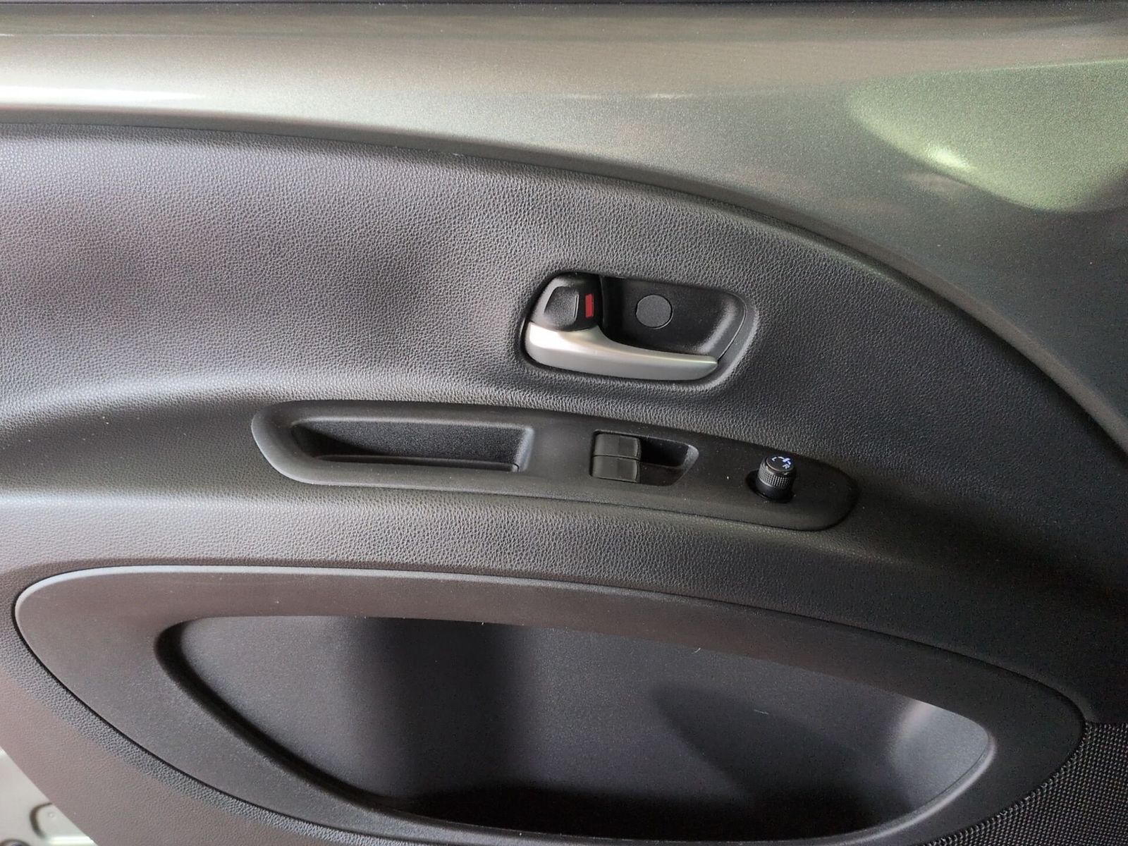 Fahrzeugabbildung Toyota Aygo X 1.0 Explore CVT AUT. KlimaA,LED,Navi,SHZ