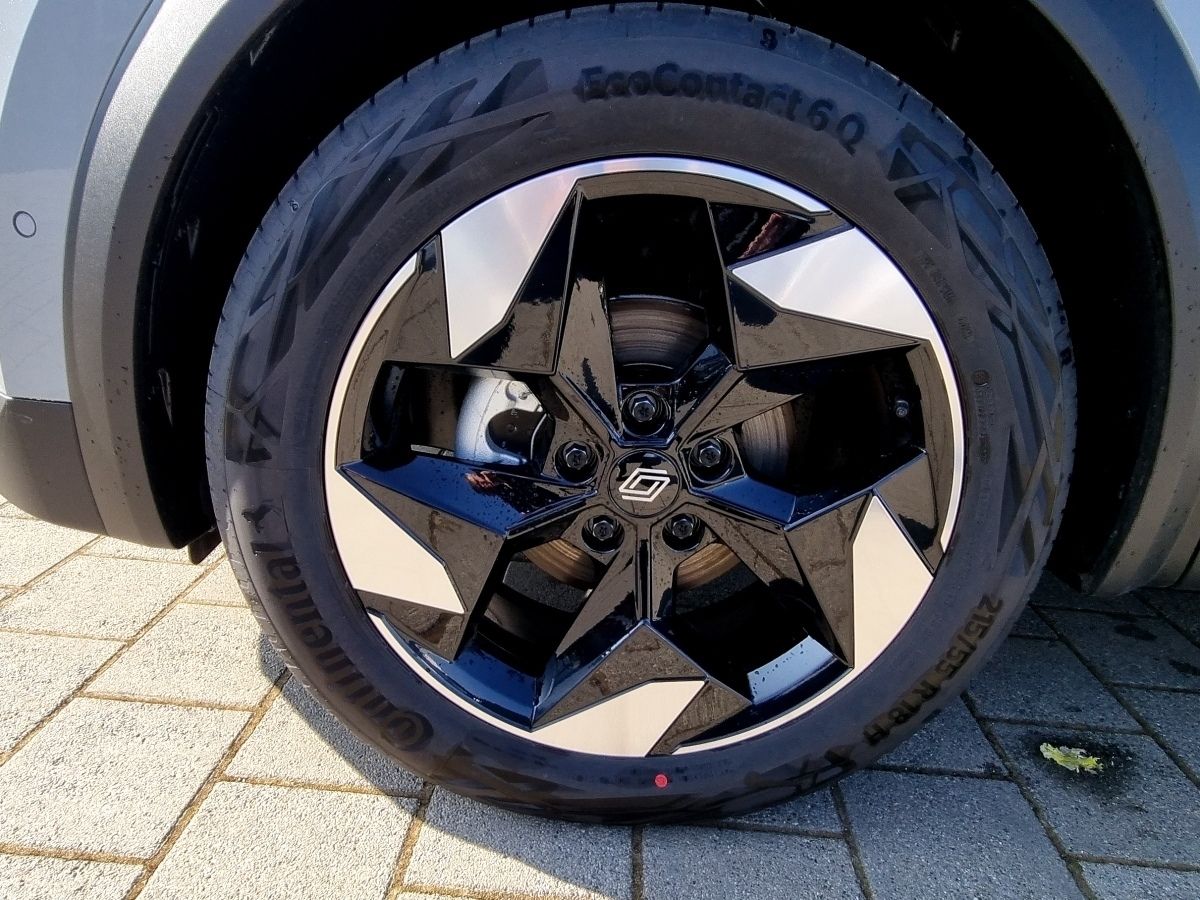 Fahrzeugabbildung Renault Captur Techno Mild Hybrid 140 EDC