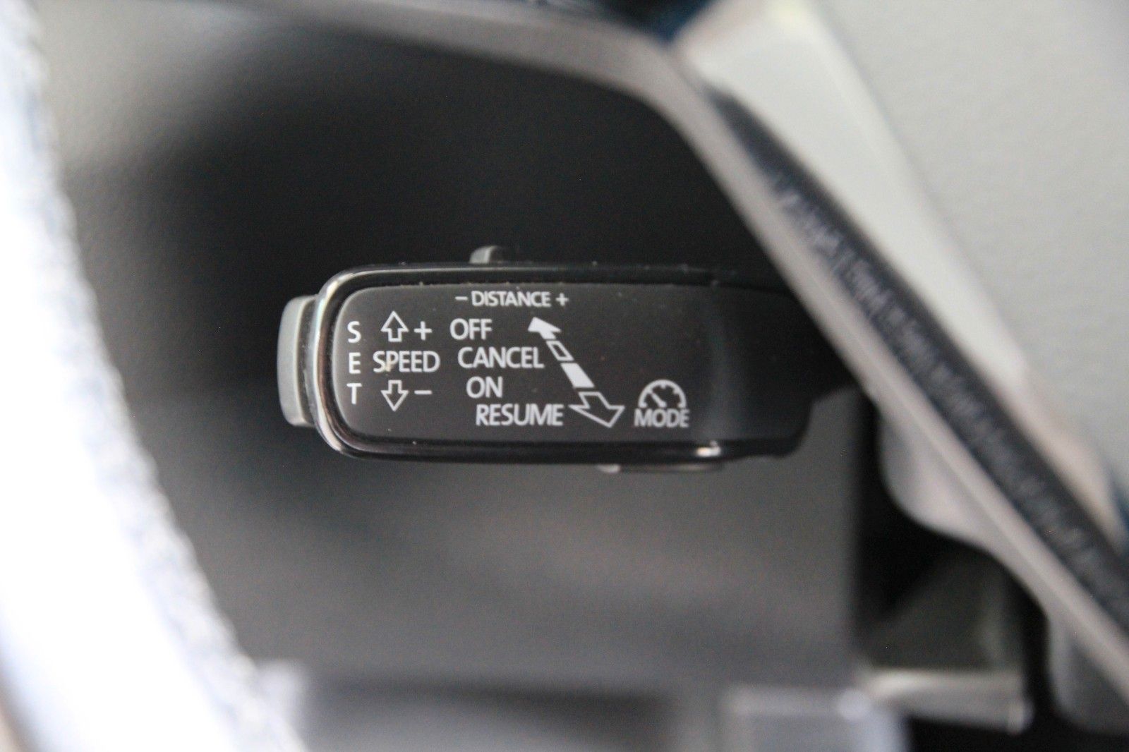 Fahrzeugabbildung SKODA Karoq Style