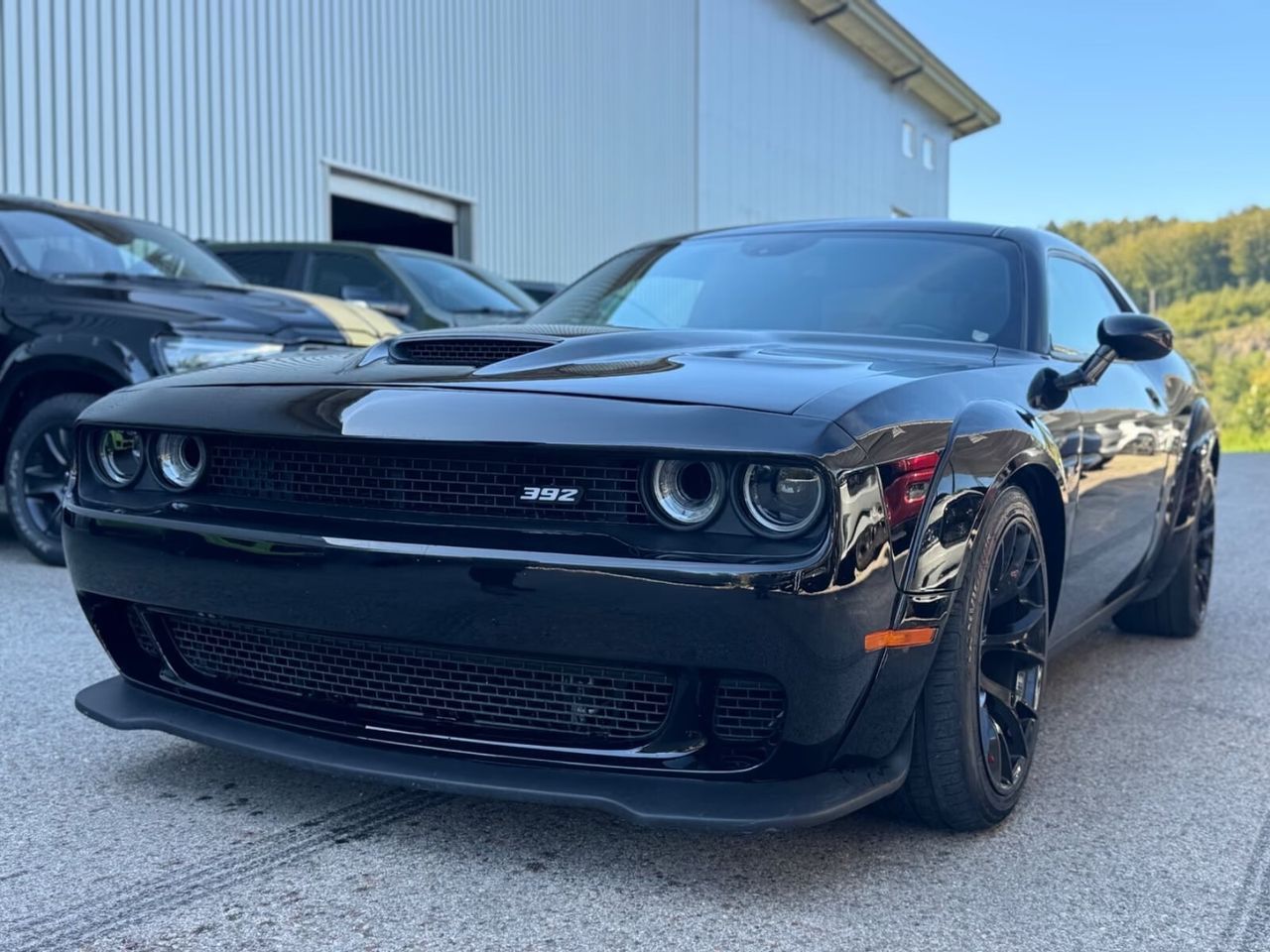Dodge Challenger scatpack 392