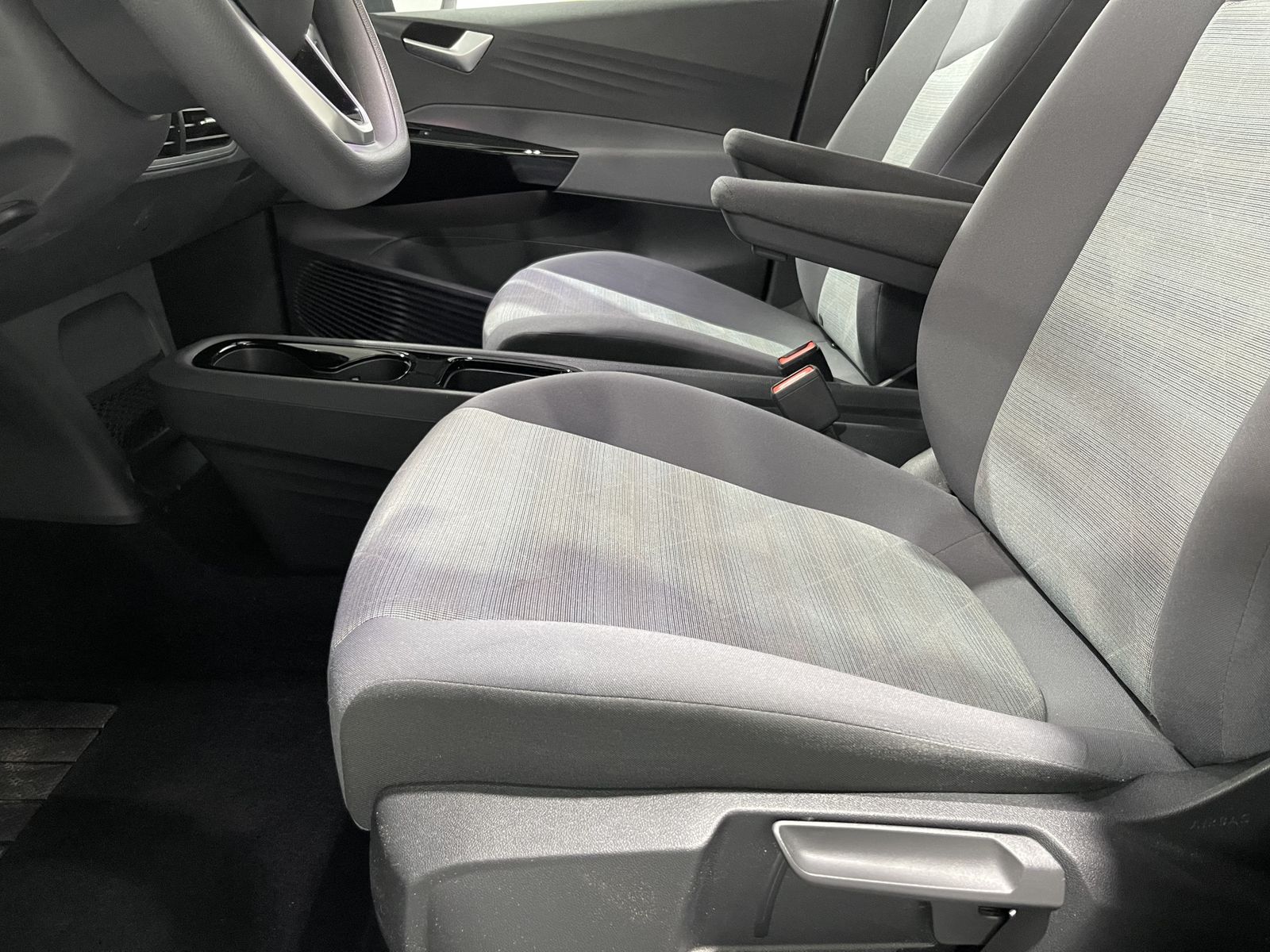 Fahrzeugabbildung Volkswagen ID.3 Pure Performance 110 kW*LED*Navi*PDC*Spur*