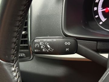 Skoda Karoq Ambition 2.0 TDI DSG*LED*NAVI*KAMERA*APPLE