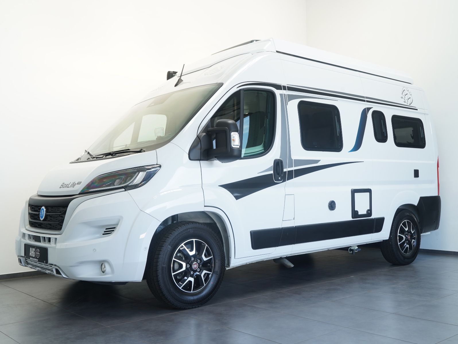 Fahrzeugabbildung Knaus BOXLIFE PRO / 540 ROAD Aufstelldach/Markise