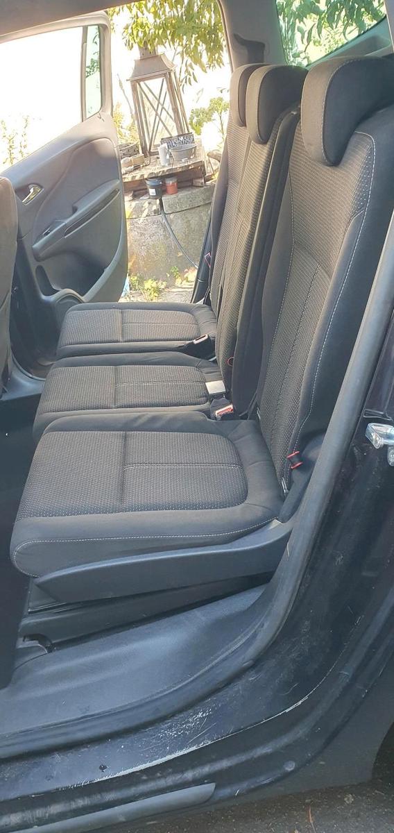 Opel Zafira tourer 2012 — photo 7