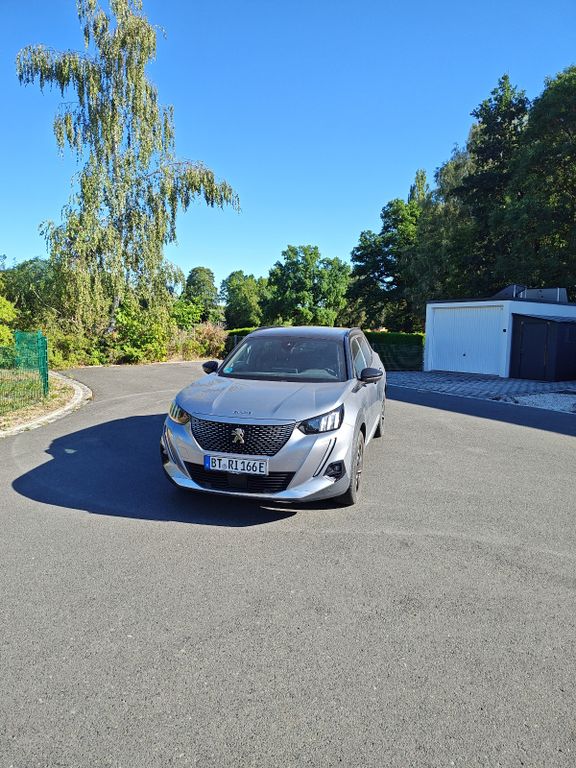 Image of Peugeot e-2008