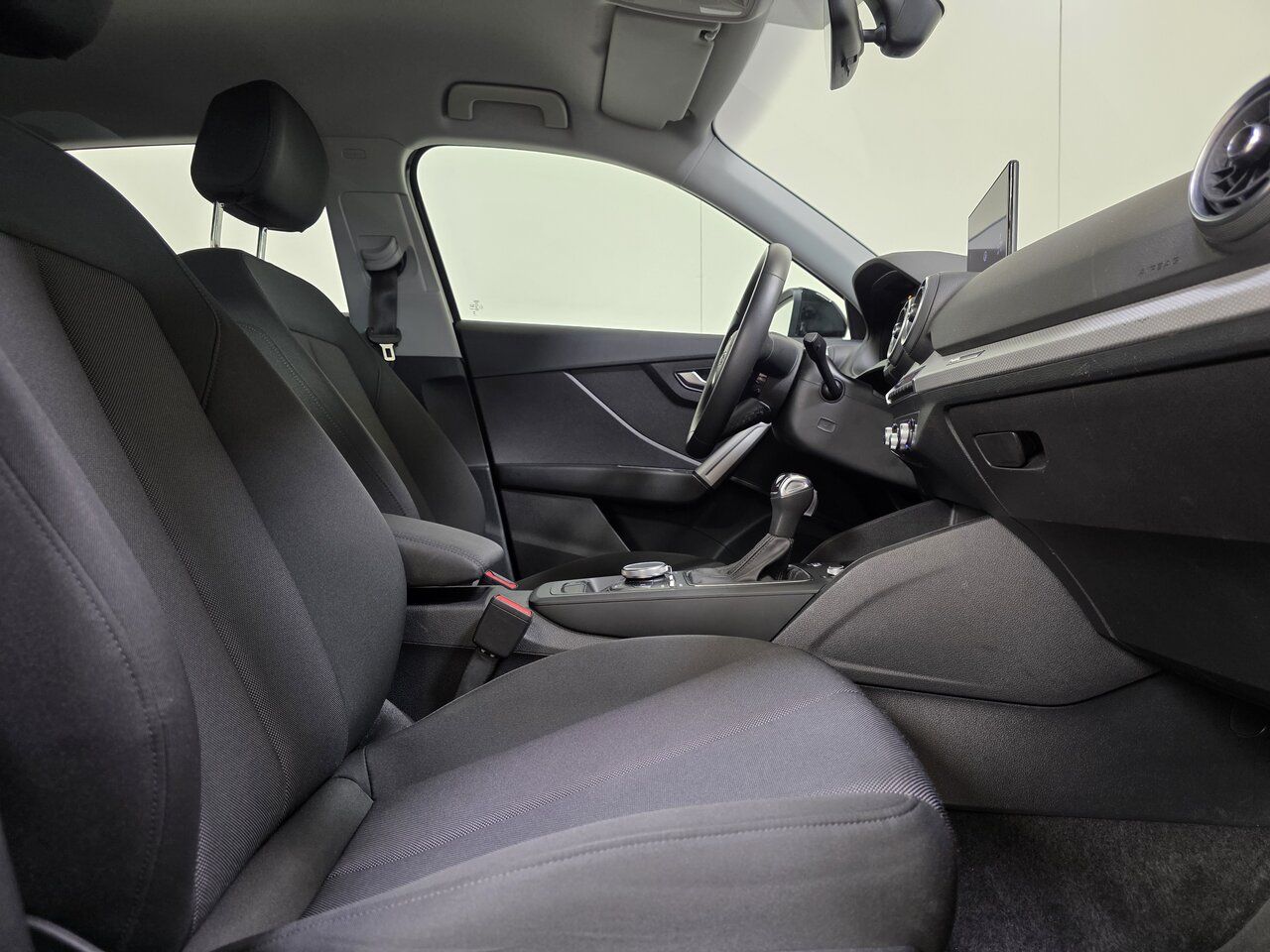 Audi Q2 1.5 Benzine Autom. - GPS - Topstaat! 1Ste Eig imagem 2
