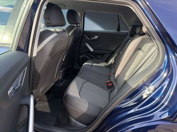 Audi Q2 35 TFSI S-LIne KAMERALEDTEMPOMAT