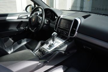 Porsche Cayenne - 7