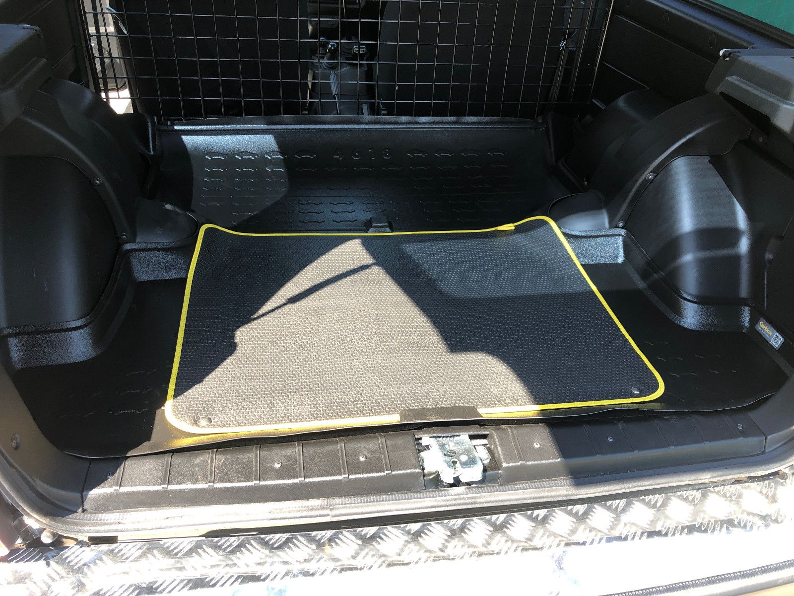 Fahrzeugabbildung Lada "NORMA  JAGDWAGEN" AHK! WILDWANNE!