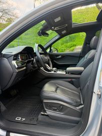Audi Q7 - 5