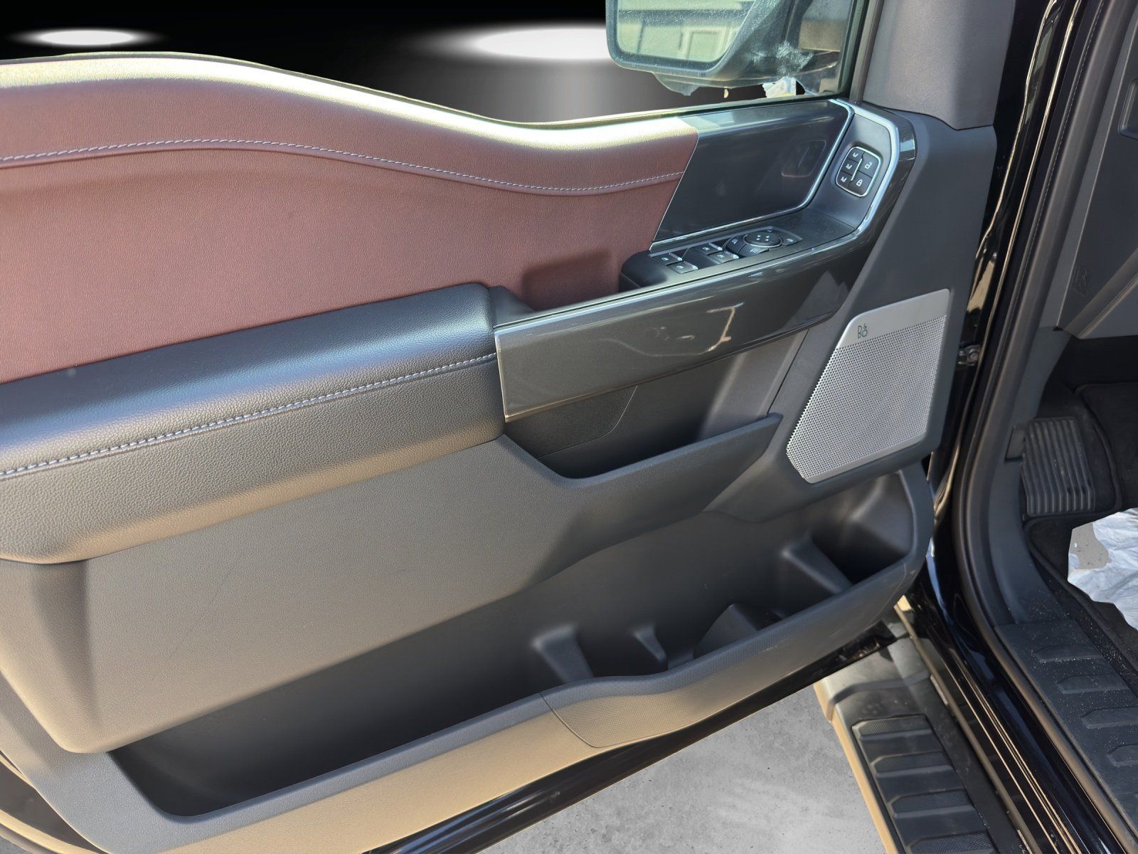 Fahrzeugabbildung Ford F-150 Lariat BLACK 4x4 NAVI/AHK/360°/PANORAMA