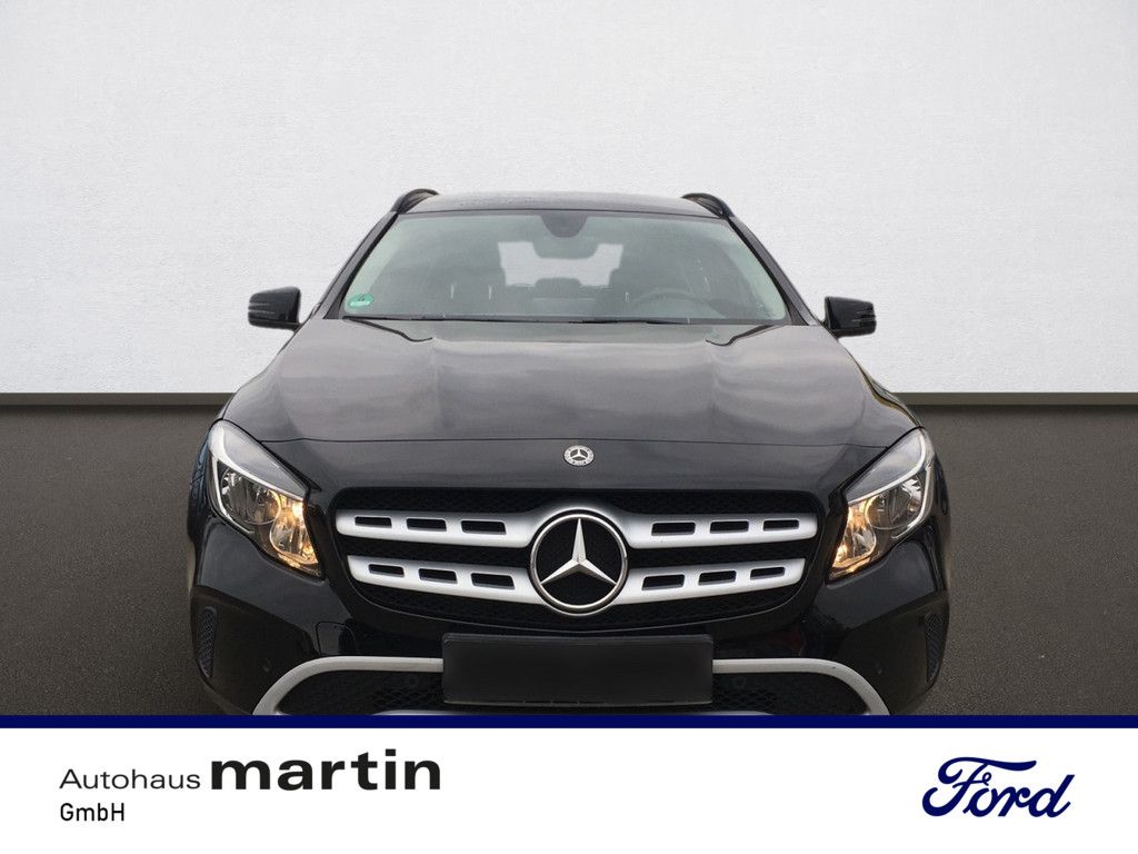 Fahrzeugabbildung Mercedes-Benz GLA 180 ALUFELGEN KLIMA PTS SHZ KAMERA NAVI USB