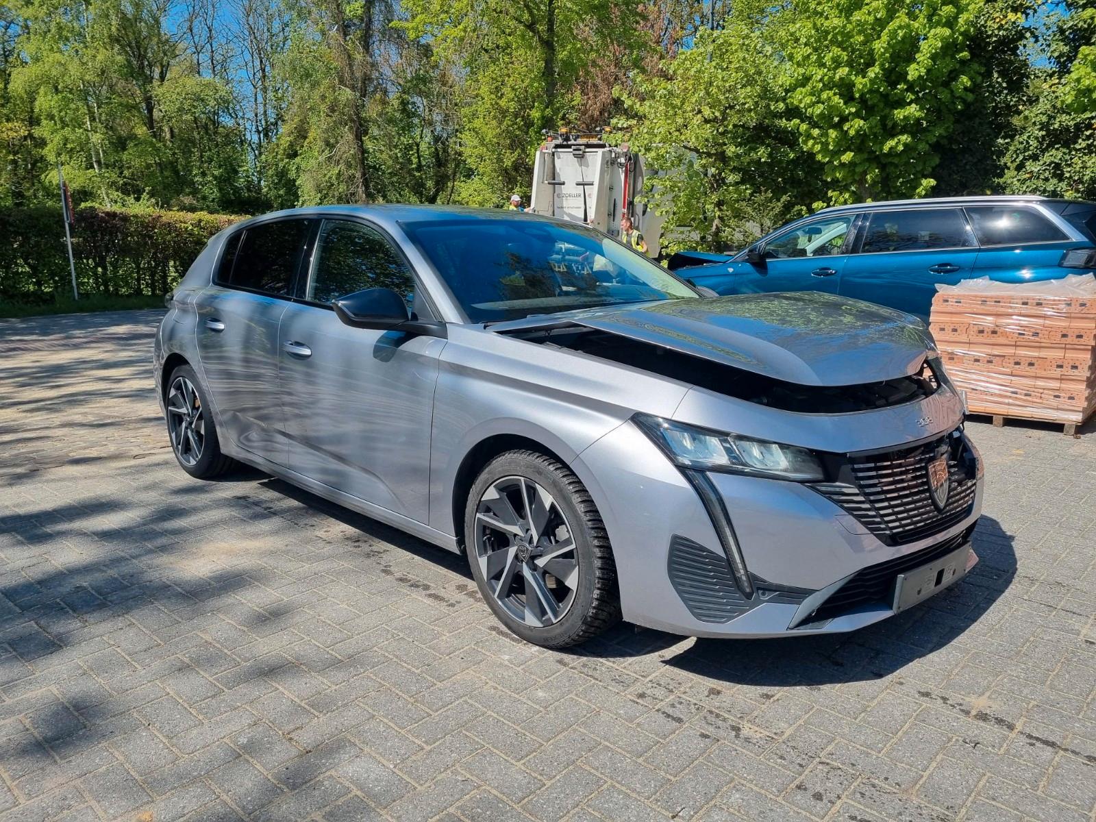 Peugeot 308 Puretech 130 Aut. Navi Led