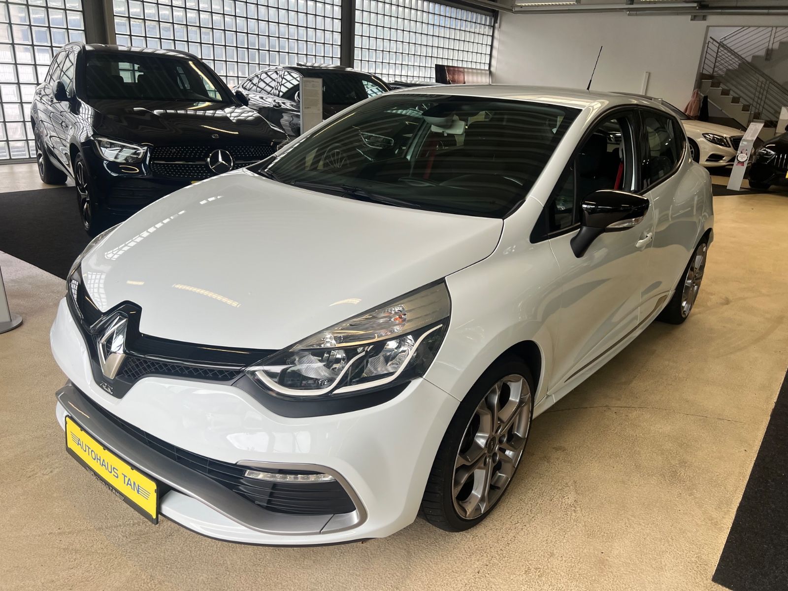 Fahrzeugabbildung Renault Clio IV RS Renault Sport
