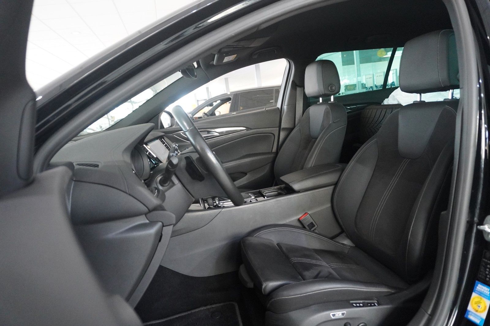 Fahrzeugabbildung Opel Insignia B ST 2.0D ULTIMATE NAVI/LED/KAMERA/AHK