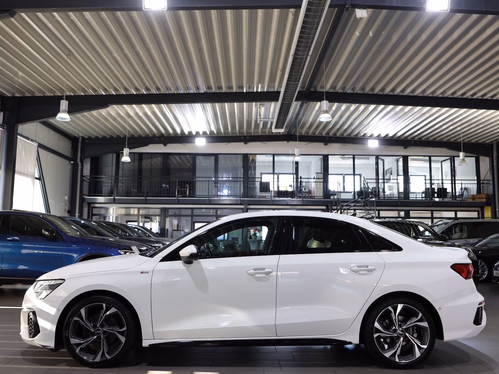 Audi A3 LIMOUSINE 35 TFSI S-LINE SPORT BLACK S-SITZE