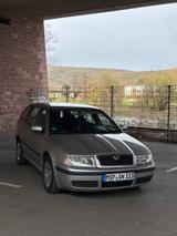 Skoda Octavia Kombi 2004 1.6 - Skoda Octavia aus 2004: Kombi