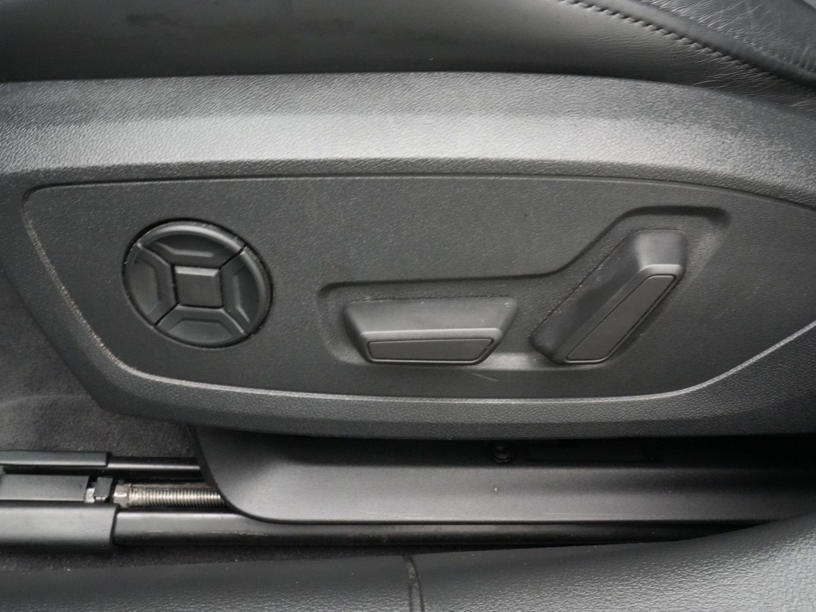 Audi A6 - Bild 20