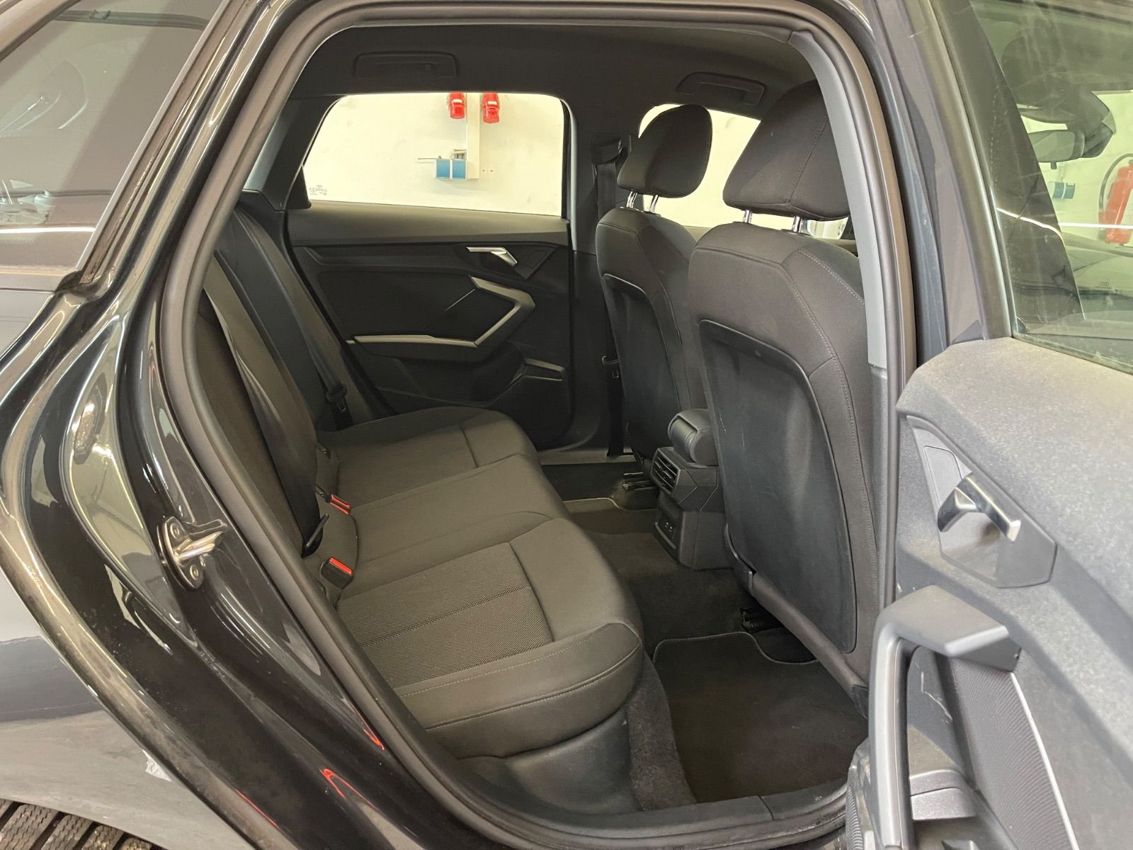 Audi A3 Sportback 30 TDI*LED*Navi*PDC*GRA*SHZ* LM foto 13