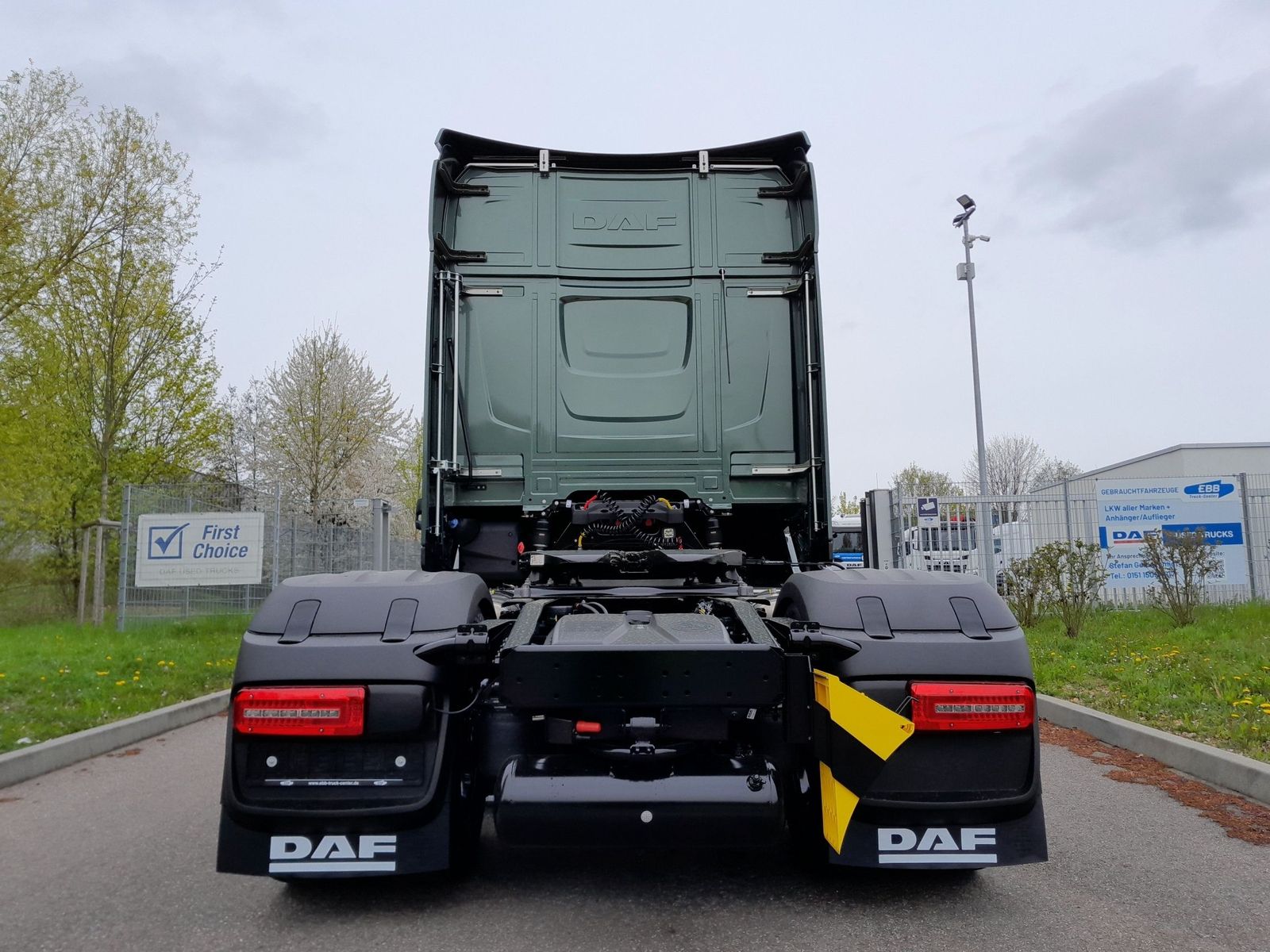 Fahrzeugabbildung DAF FT XG+ 530 EMERALD EDITION
