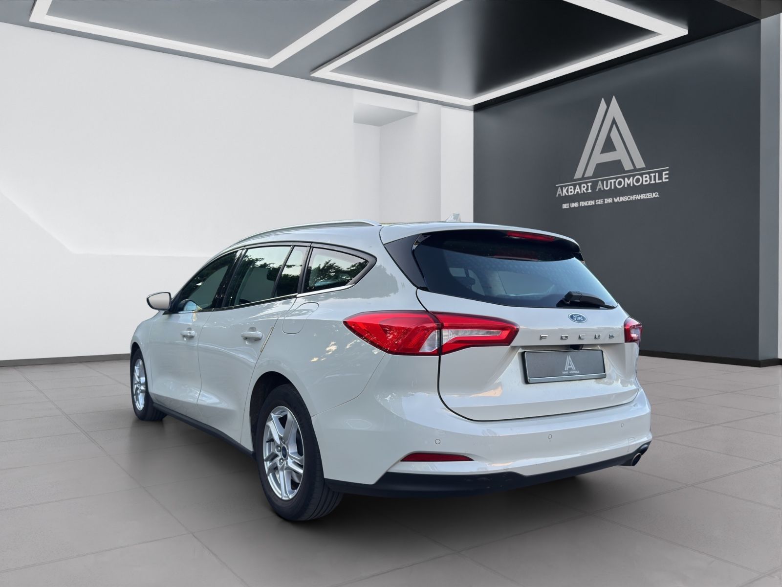 Fahrzeugabbildung Ford Focus Turnier*1.5*Diesel*Spurhalte*Kamera*Voll*