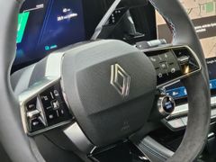 Fahrzeugabbildung Rafale 200 E-Tech Full Hybrid Esprit Alpine Voll