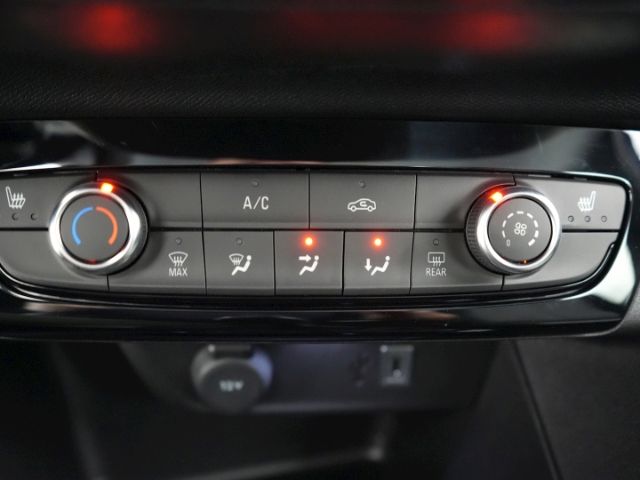 Corsa F FACELIFT EDITION+LED LICHT+SITZ-/LENKRAD