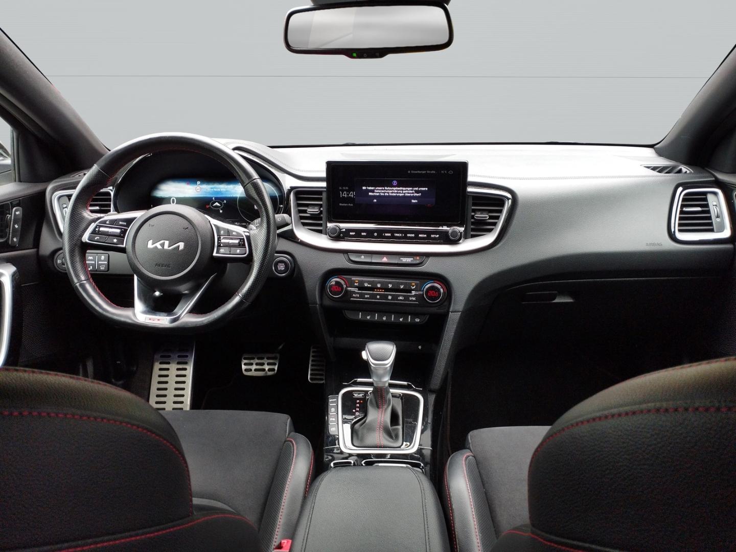 Kia ProCeed GT 1,6T KOMFORT-PAKET+Navi+Leder+JBL+Dig