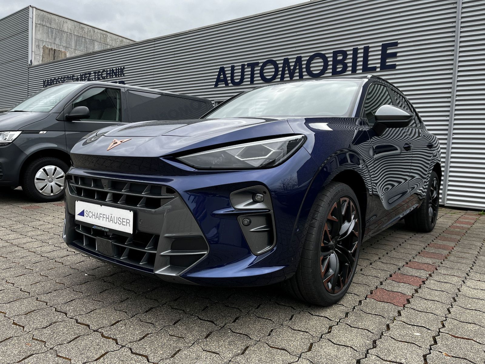 Fahrzeugabbildung CUPRA Terramar 2.0 TSI 4Drive VZ AHK PANO 20" SENN HUP