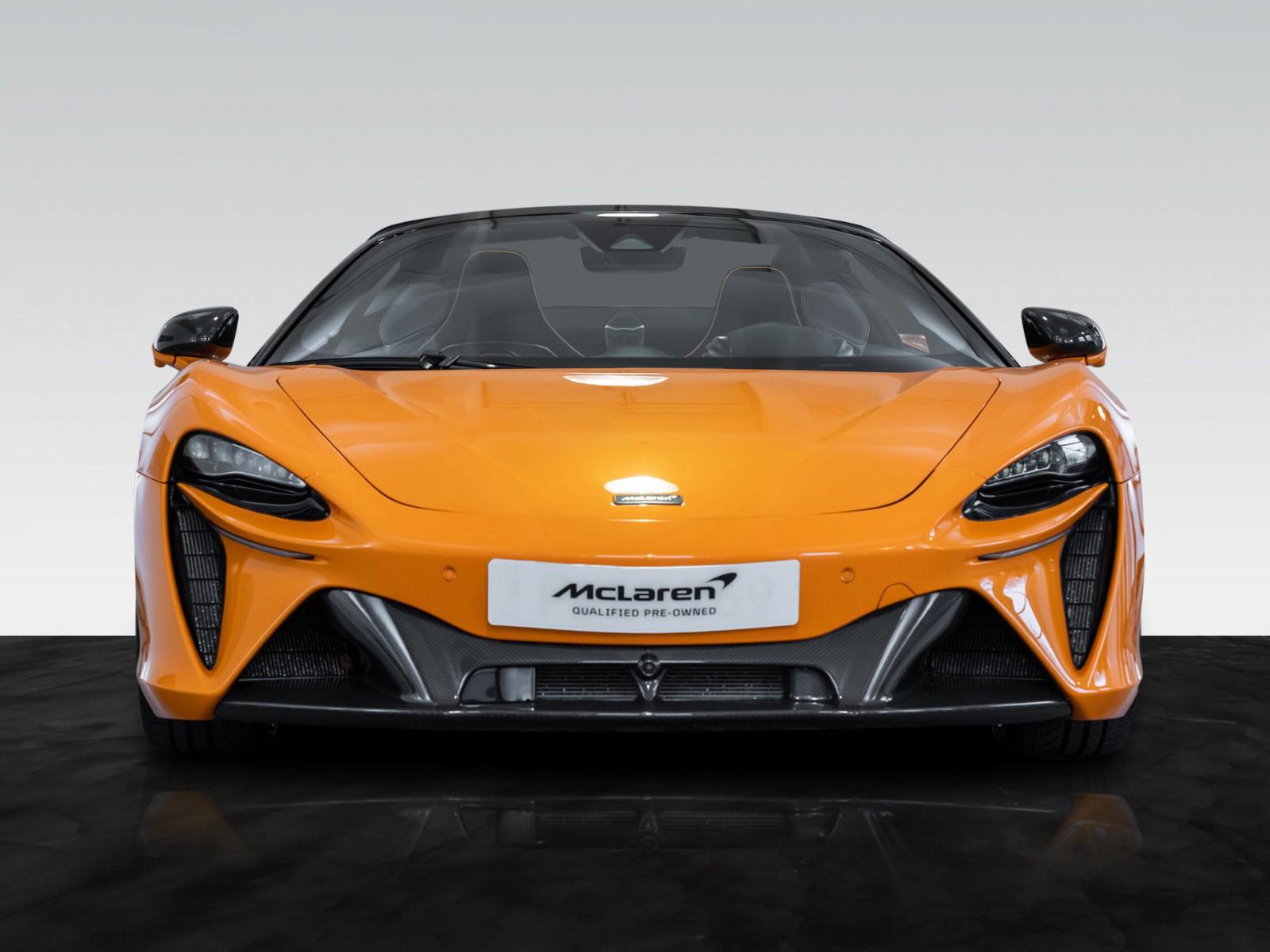 McLaren Artura Spider | Electrochromic Roof | B&W Audio