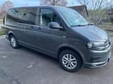 Volkswagen T6 Multivan Trendline - graue Volkswagen T6 Multivan