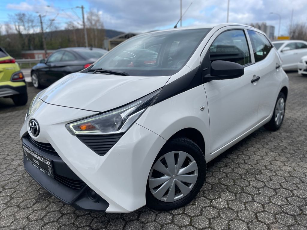 Image of Toyota Aygo (X)
