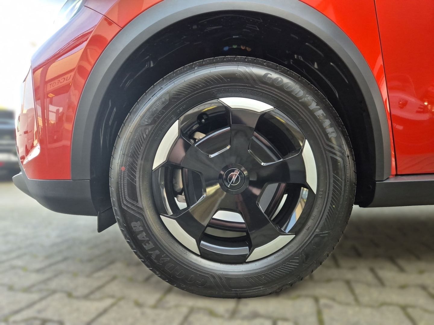 Fahrzeugabbildung Opel Frontera 81kW Mild-Hybrid EU6e Edition 1.2 74 kW