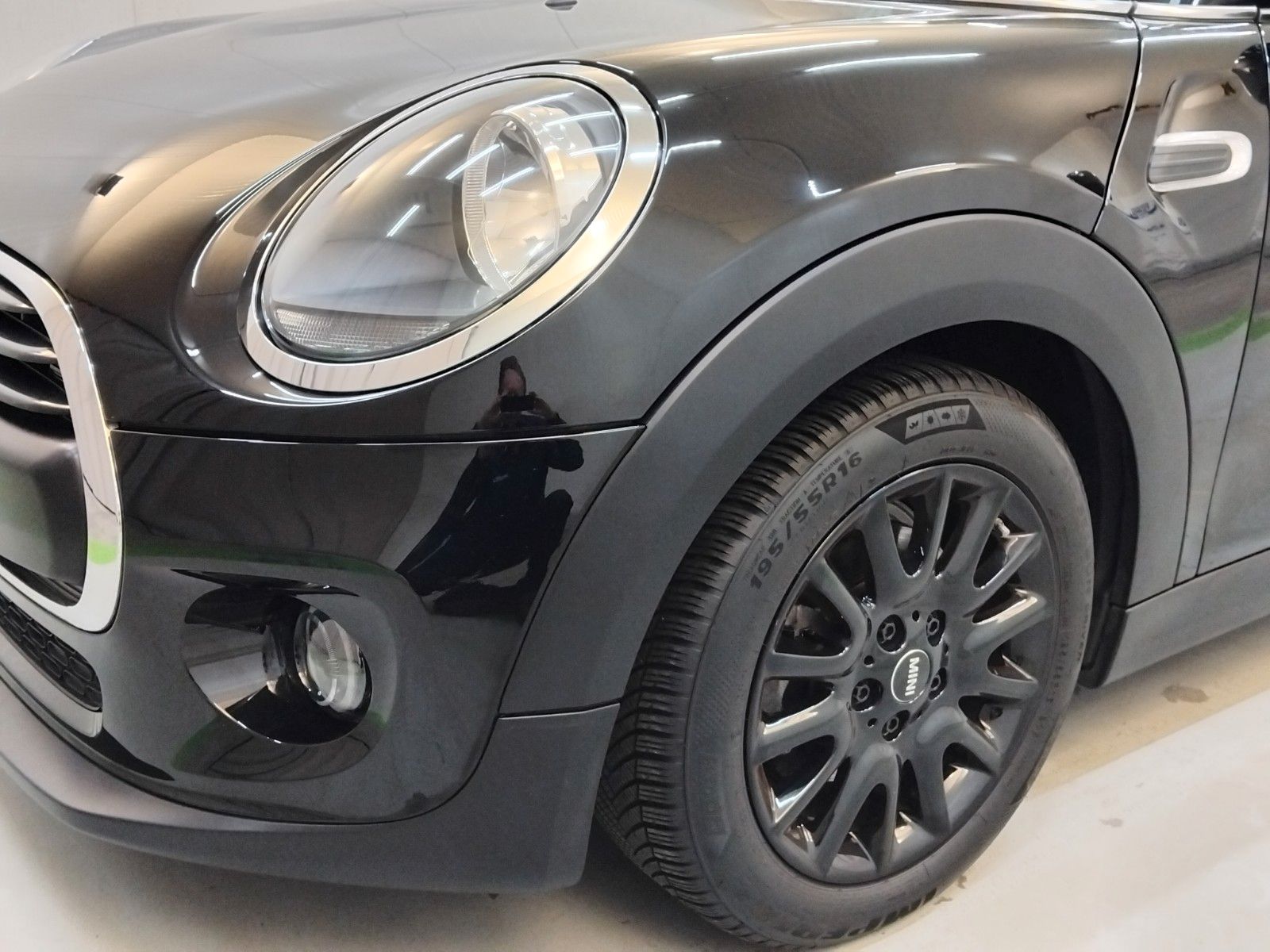 Mini ONE (11/2019, Benzin)