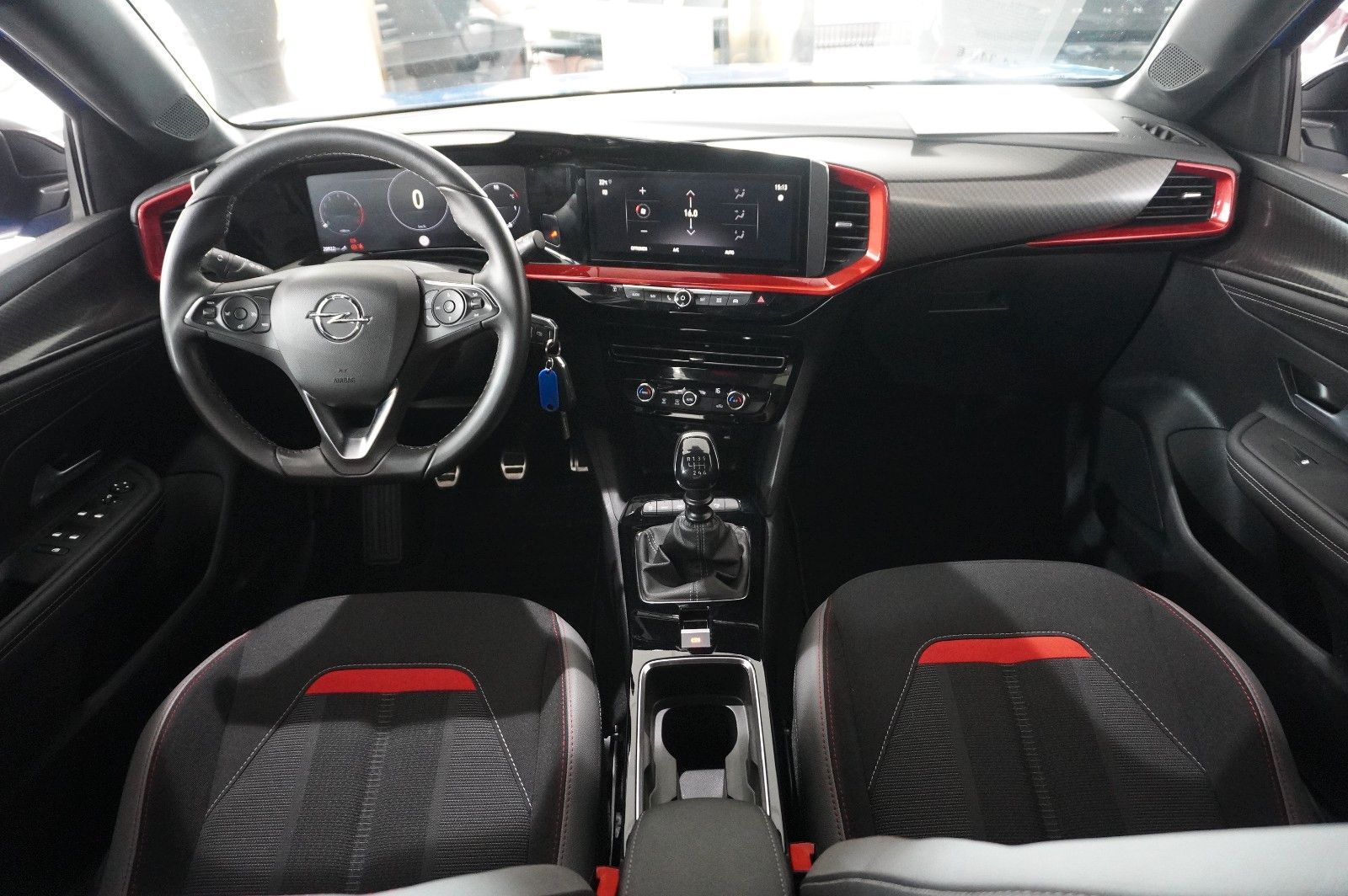 Fahrzeugabbildung Opel Mokka GS SPORT 1.2T NAVI/LED/KAMERA/SPORT/DAB+