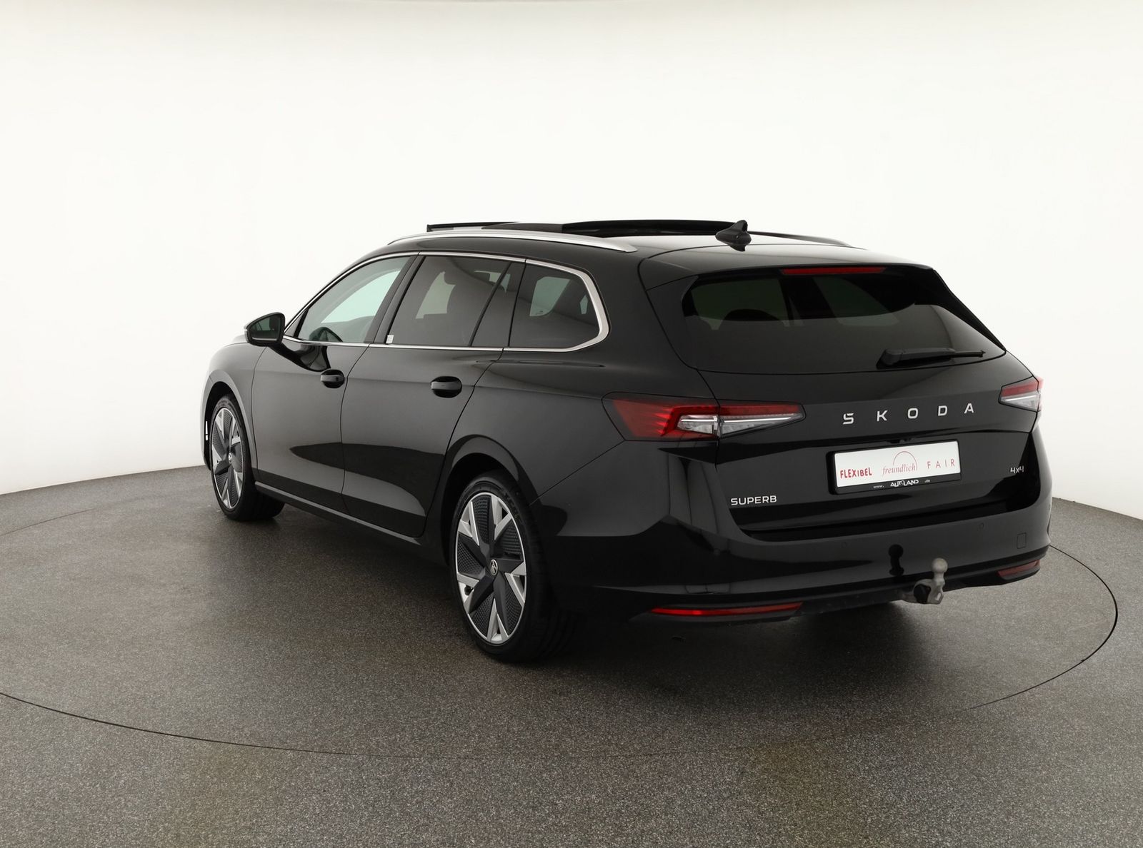 Skoda Superb Combi 2.0 TDI DSG 4x4 Selection AHK Pano imagem 3