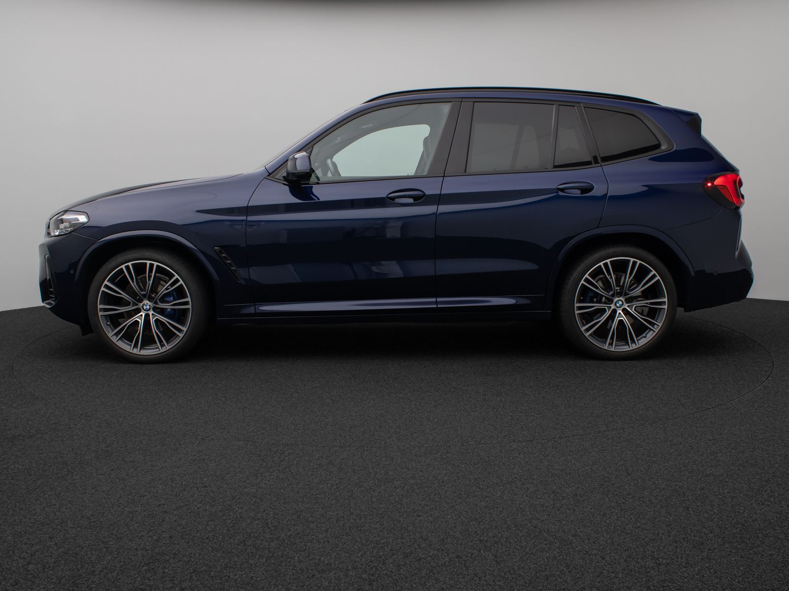 Fahrzeugabbildung BMW X3 xD30d M Sport Panorama Kamera DAB H/K 21Zoll