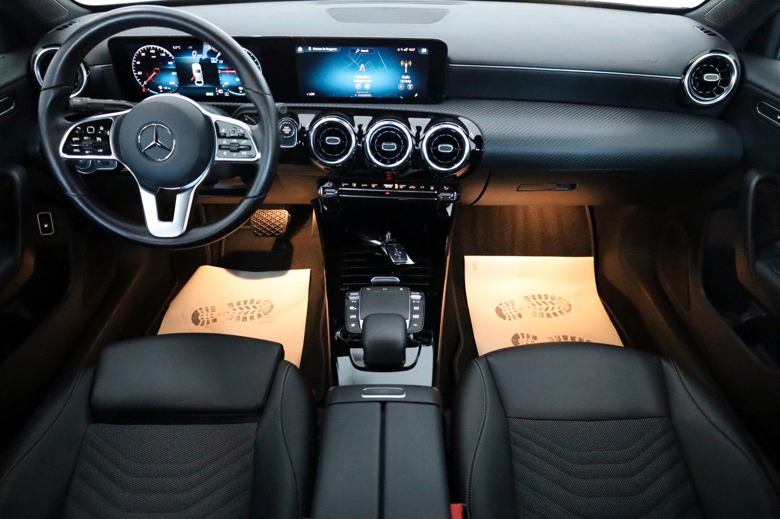 Fahrzeugabbildung Mercedes-Benz A 250 e Lim.Style,T.Leder,Navi,Kamera,CarPlay,SH