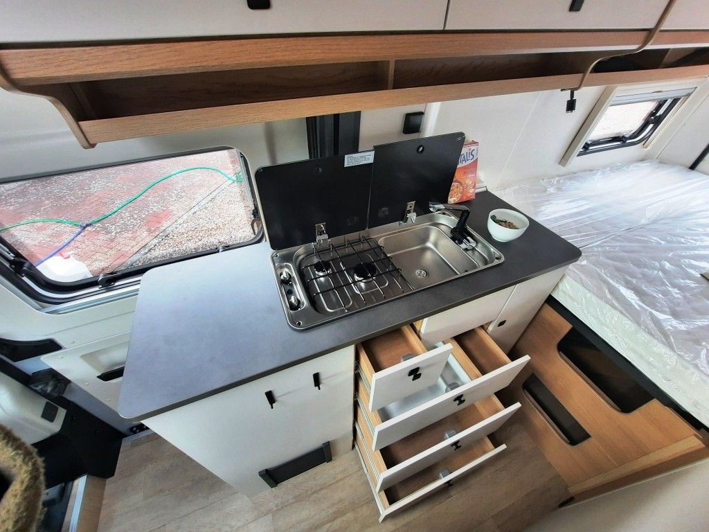 Fahrzeug Übersicht 15 Fahrzeugabbildung Hobby ONTOUR Van 600 FT Tageszulassung 11.045€ sparen