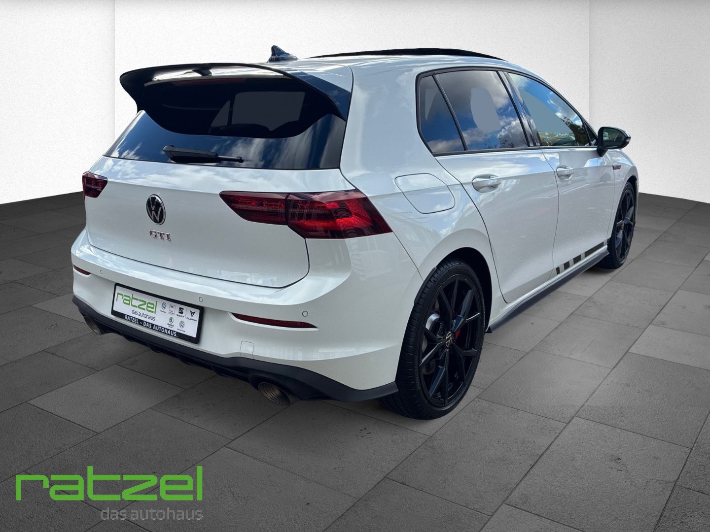 Fahrzeugabbildung Volkswagen Golf GTI 2.0 TSI Clubsport Pano RFK Har/Kar Akra