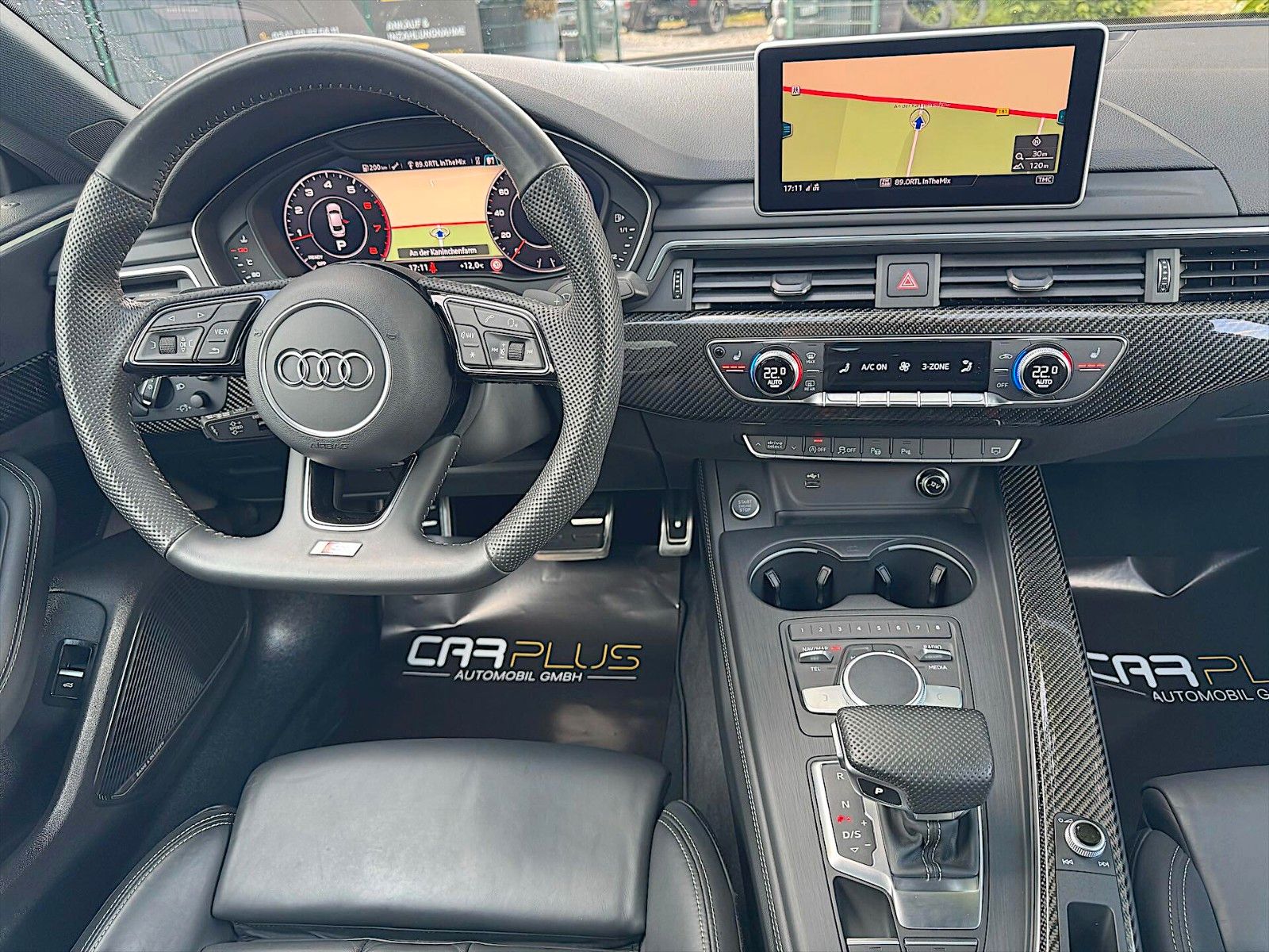 Fahrzeugabbildung Audi A5 40 TFSI S-Line Sport Carbon *ACC*Pano*LED*B&O